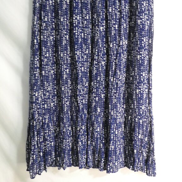EVERLY | large | Blue and White Patterned Lined Skirt | Stretchy Waistband | NWT - Picture 14 of 16